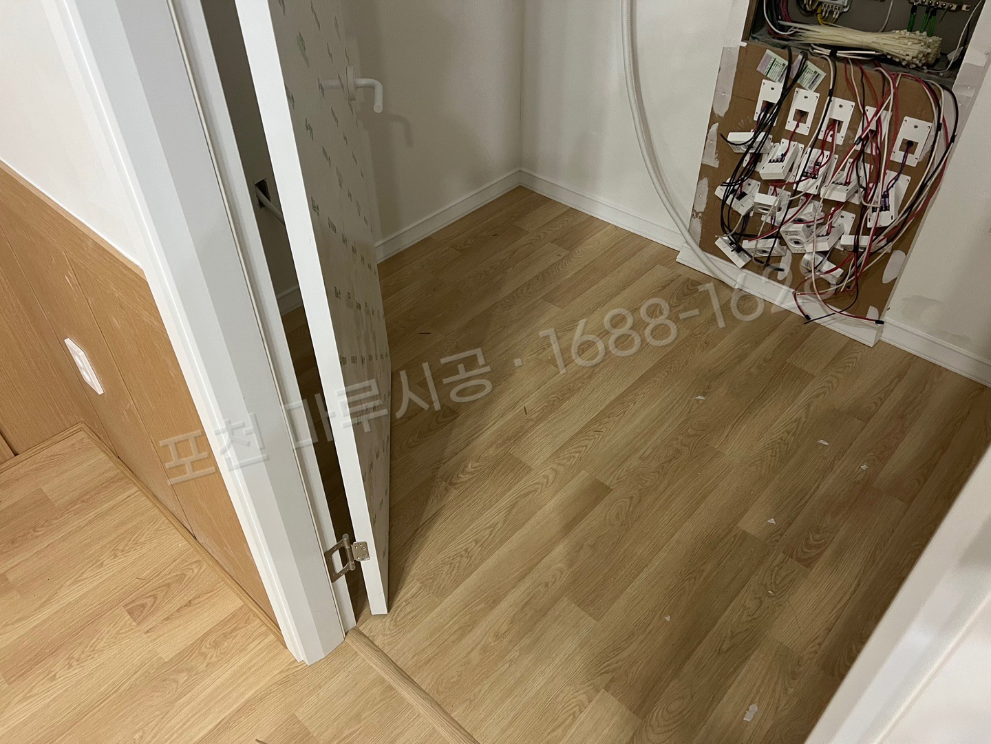 포천 이동면 바닥공사 마루시공업체 강화마루 동화 클릭S 오크2 상가 시공 후